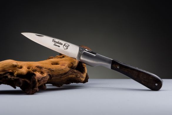 Корсиканський "Vendetta Traditional" Нож со складным лезвием ручной работы, рог буйвола